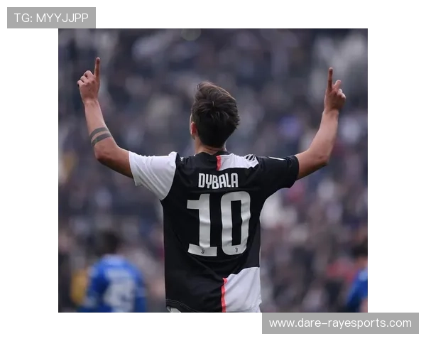 足球天才迪巴拉背影揭示成长历程与成就轨迹